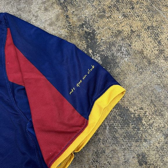 Xavi Barcelona Jersey Home football shirt 2010 - 2011 Nike Dri Fit Mens Size XL - Picture 7 of 10